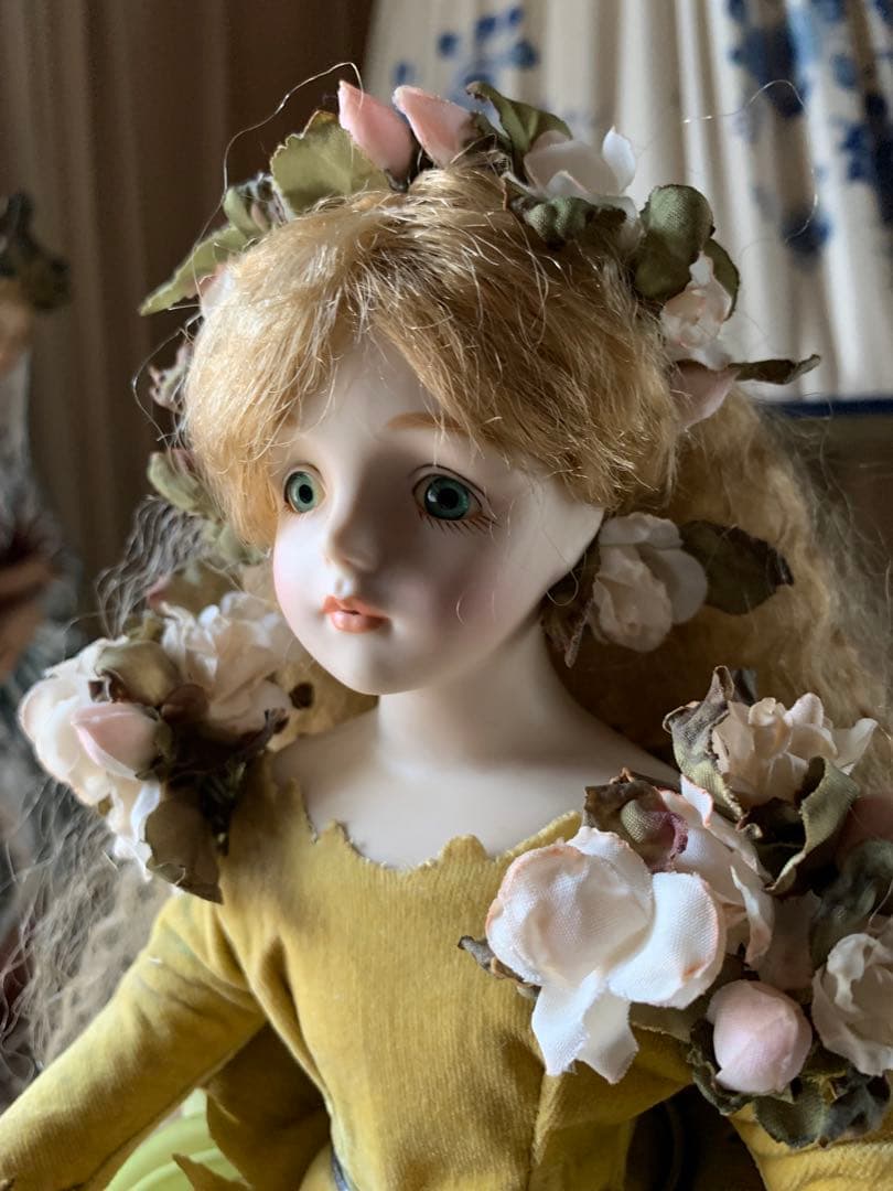 若月まり子　中型ビスクドール可愛い女の子美品！