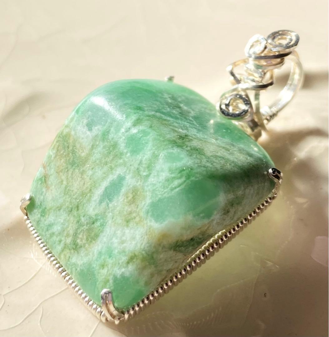 糸魚川翡翠　金山産 ⭐︎春涛