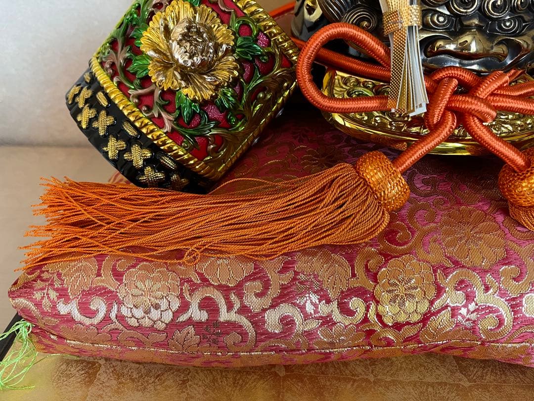 端午の節句　兜　伝統鎮芸　牡丹獅子　出世獅子星兜