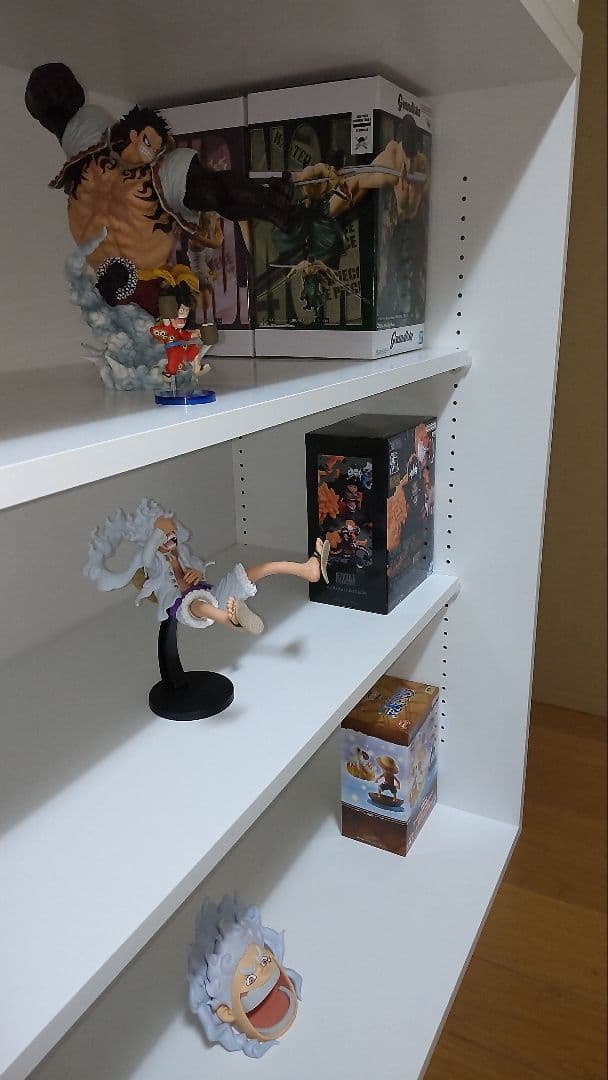 コレクション棚　フィギュア棚
