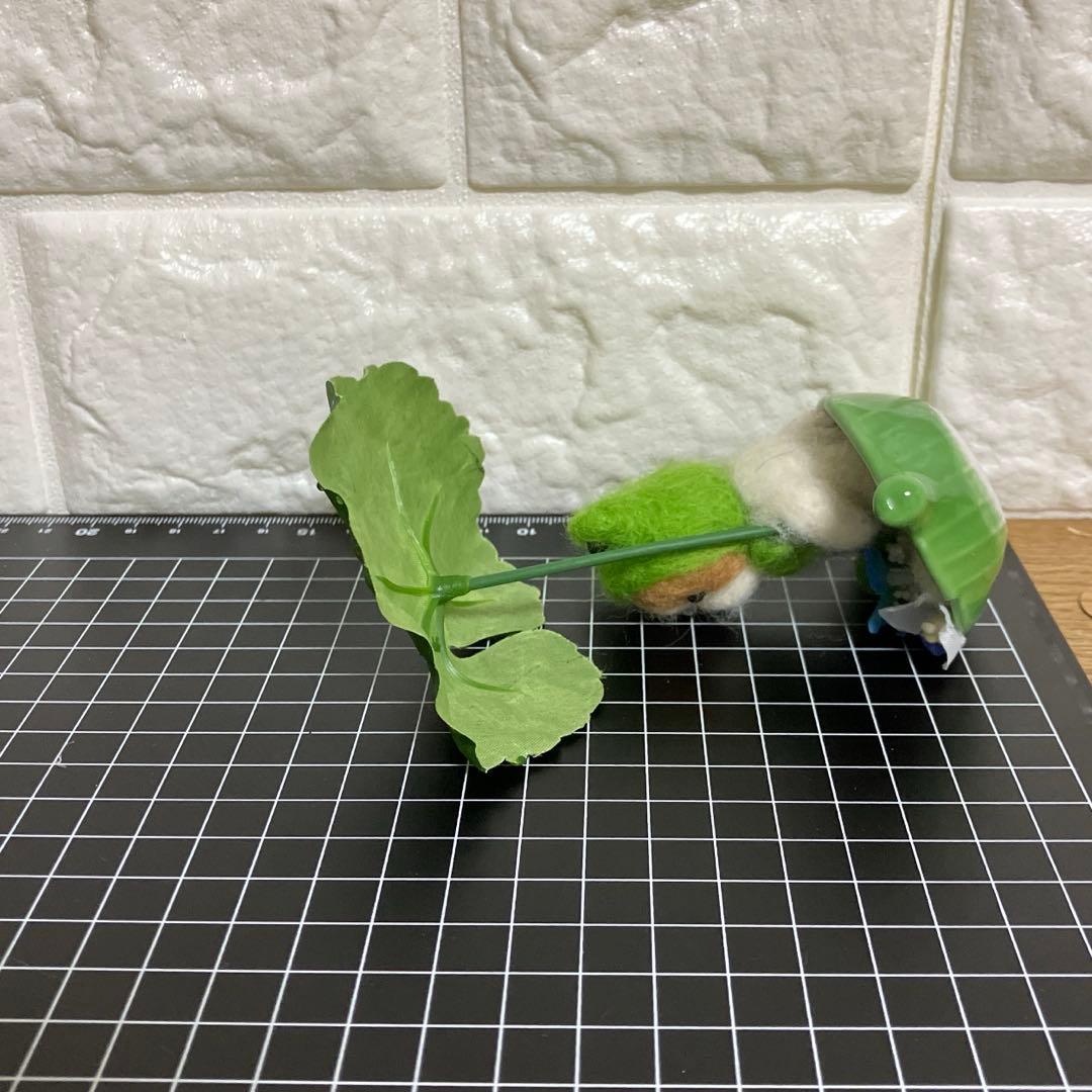 羊毛フェルト パピヨン 日光浴 蛙 温泉 蜜蜂 専用