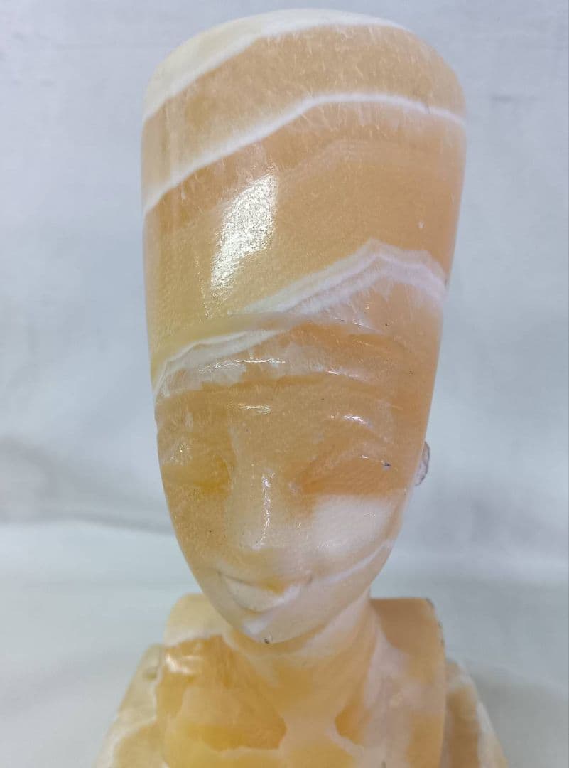 エジプト土産　アルバ石置物　2点　インテリア　ネフェルティティ　クレオパトラ