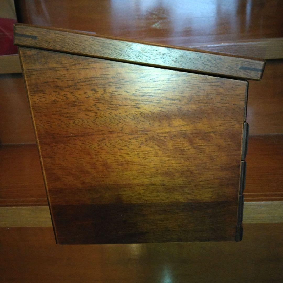 木工芸品・ジュエリーボックス・宝石箱・宝飾品入れ・貴重品入れ・小物入れ・刺繍