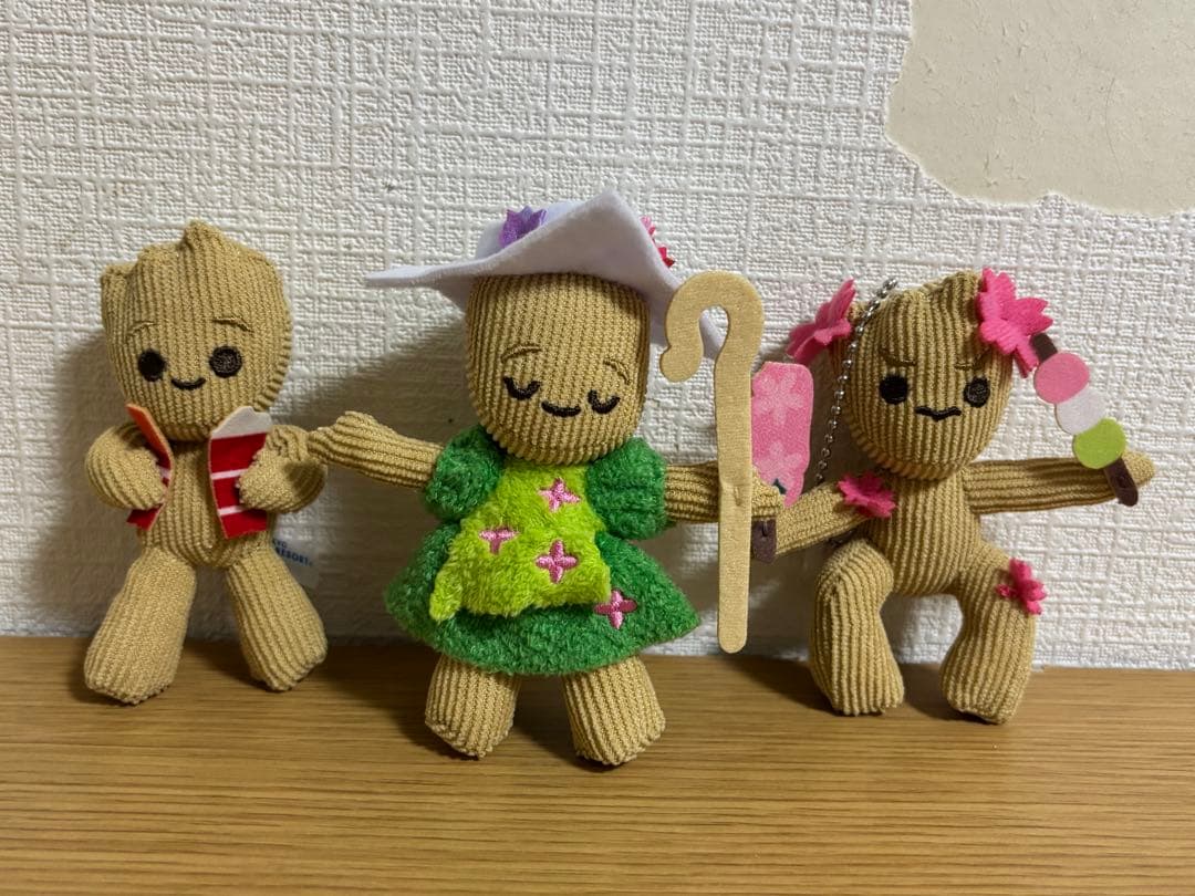 グルート ぬいぐるみバッジ　ぬいぐるみチャーム スモールワールド 6点　#1