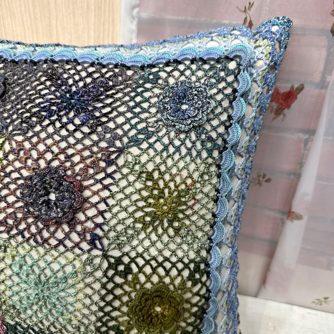 クッションカバー オリムパス刺繍糸　ハンドメイド 手編み　hand work