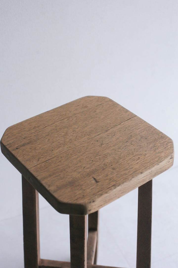 ハイスツール　花台　展示台　無垢材　古家具　カウンターチェア