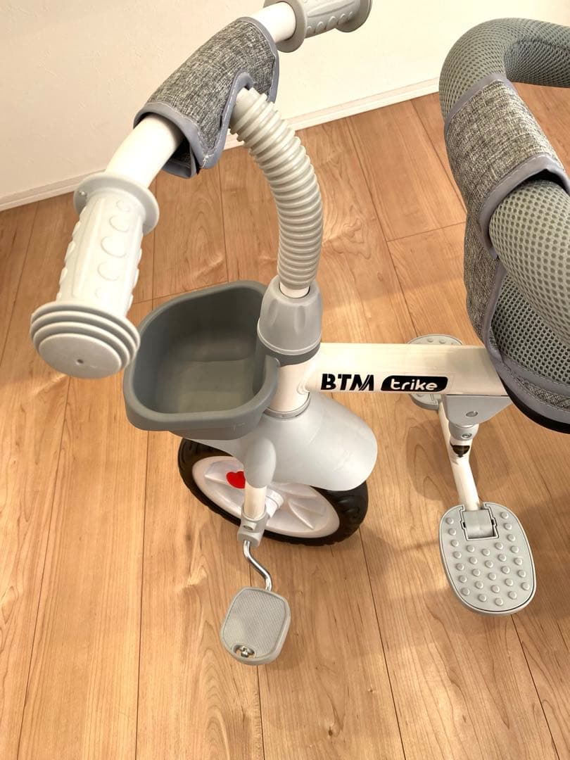 BTM 三輪車 手押し 舵取り棒 ベビーカー 自転車本体 グレー 屋根付き