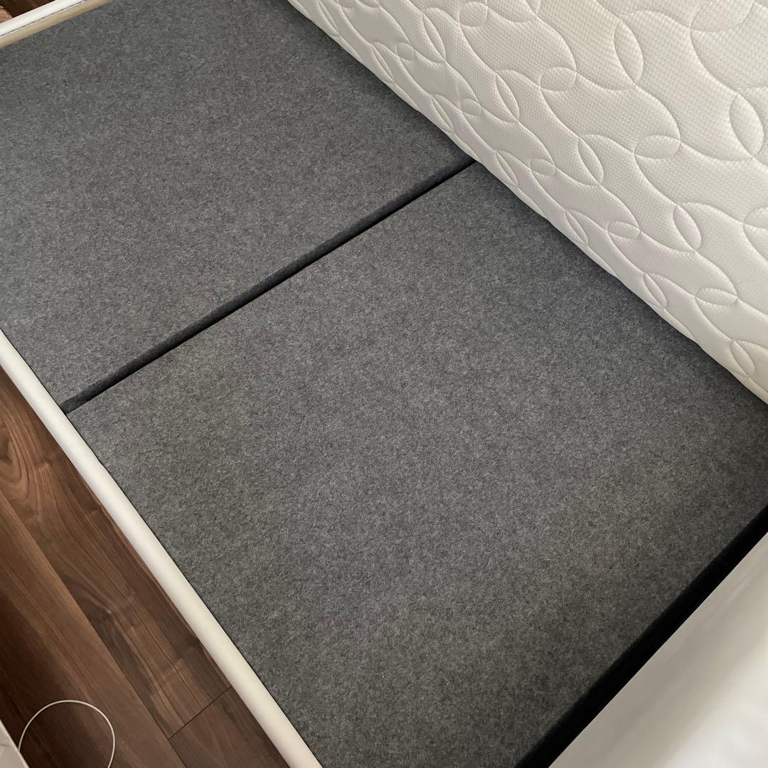 セミダブルベッド　汚れありですが美品です　白