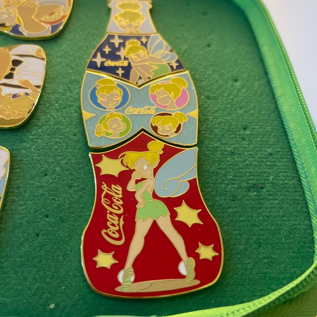 コカ・コーラ ティンカーベルピンズ 4個セット LE100 - メルカリ