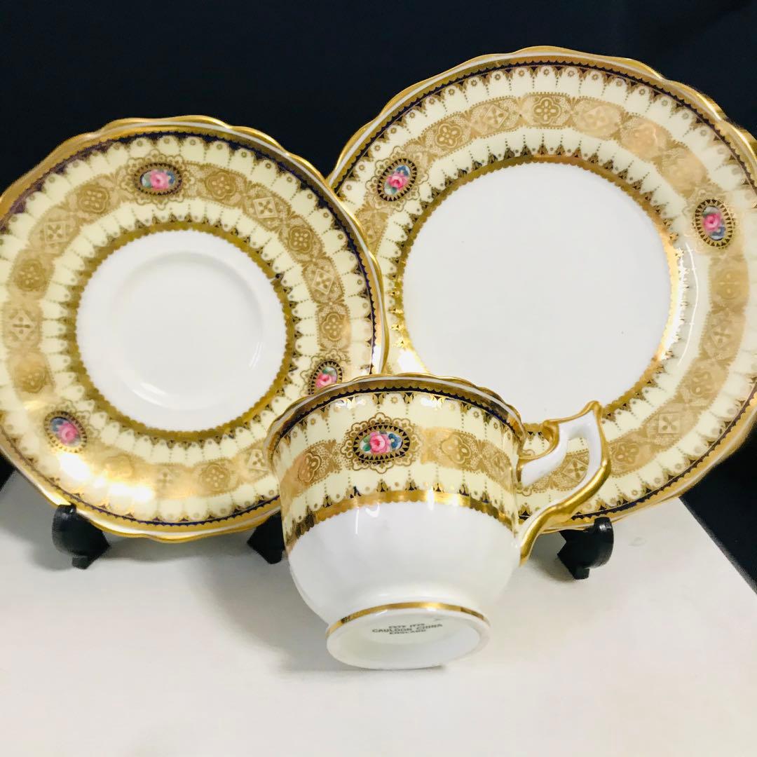 cauldon コウルドン　フラワー窓絵　金彩　トリオ