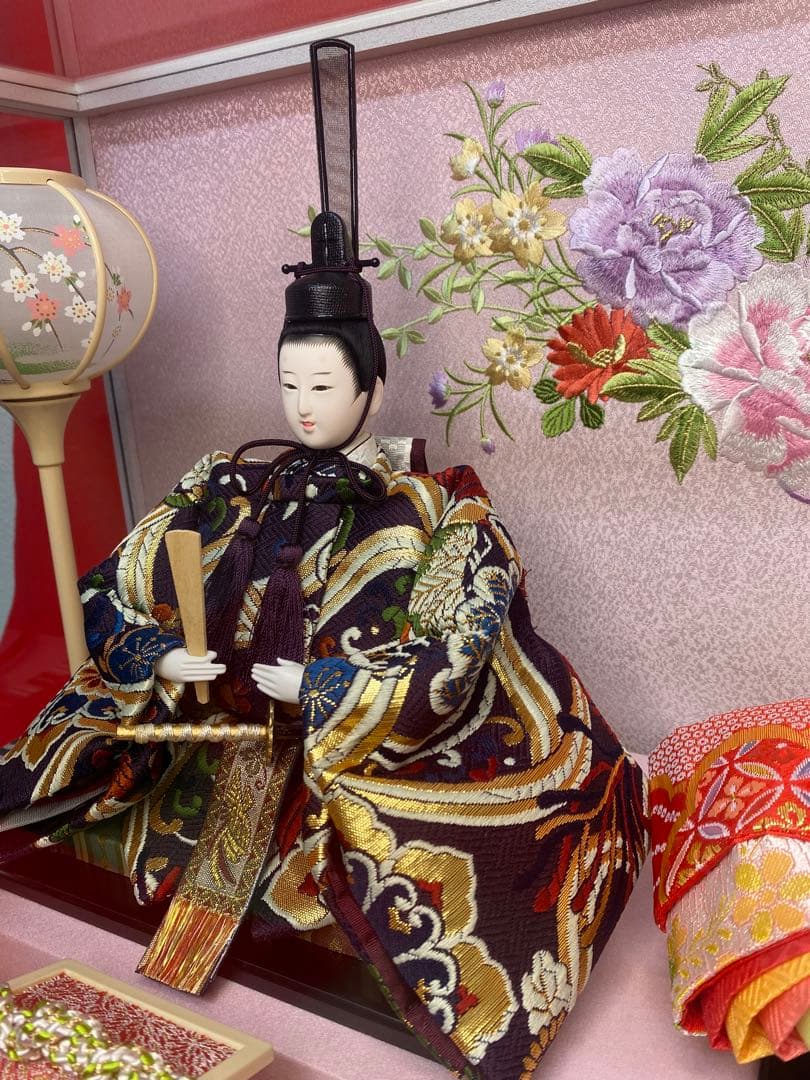 東京久月　雛人形オルゴール付き親王飾り・間口約６１×奥行約３４×高さ約３８㎝