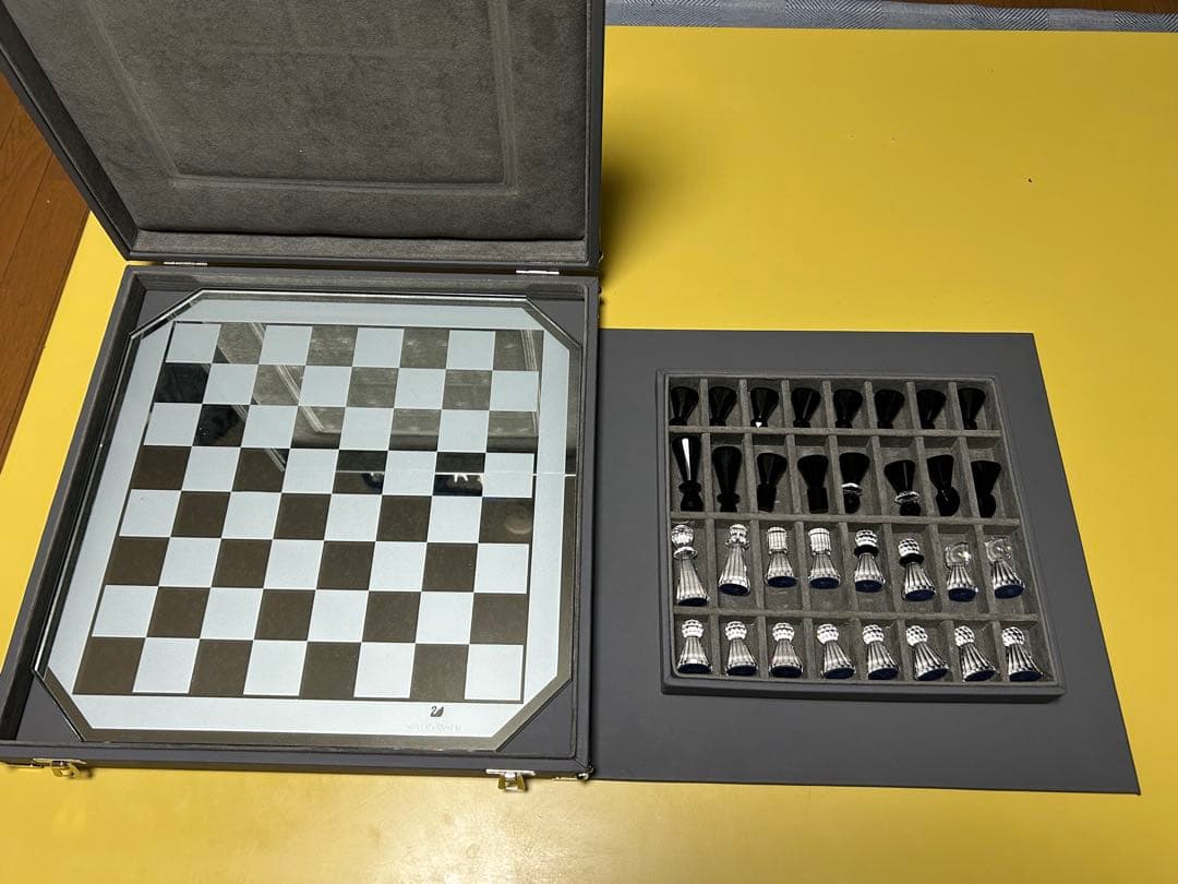 超美品希少⭐️スワロフスキーチェスセット - メルカリ