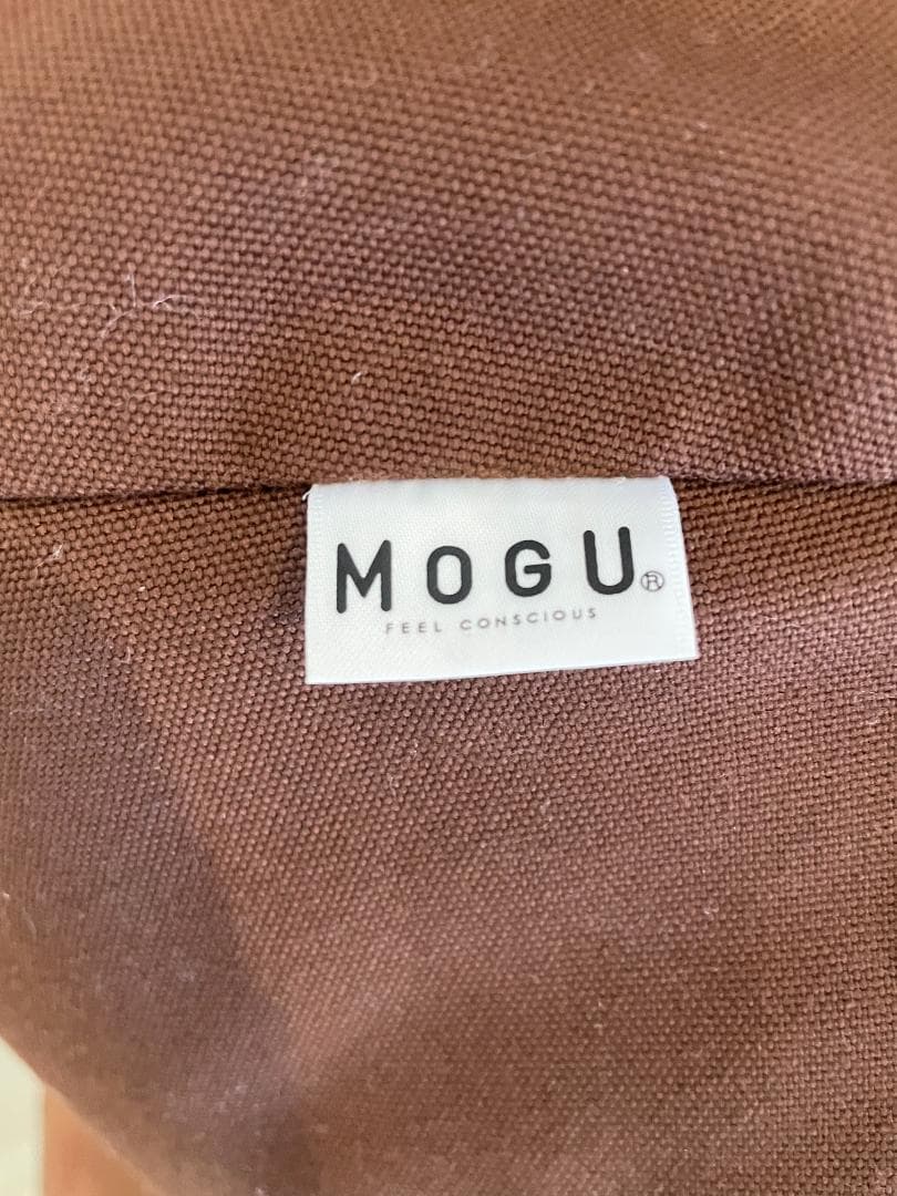 【送料無料】MOGU ブラウン トライアングルビーズクッション