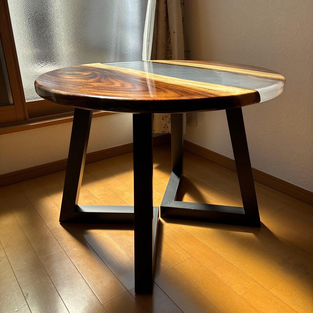 《一点限り》即納品レジンと天然胡桃の木の円形テーブル セット