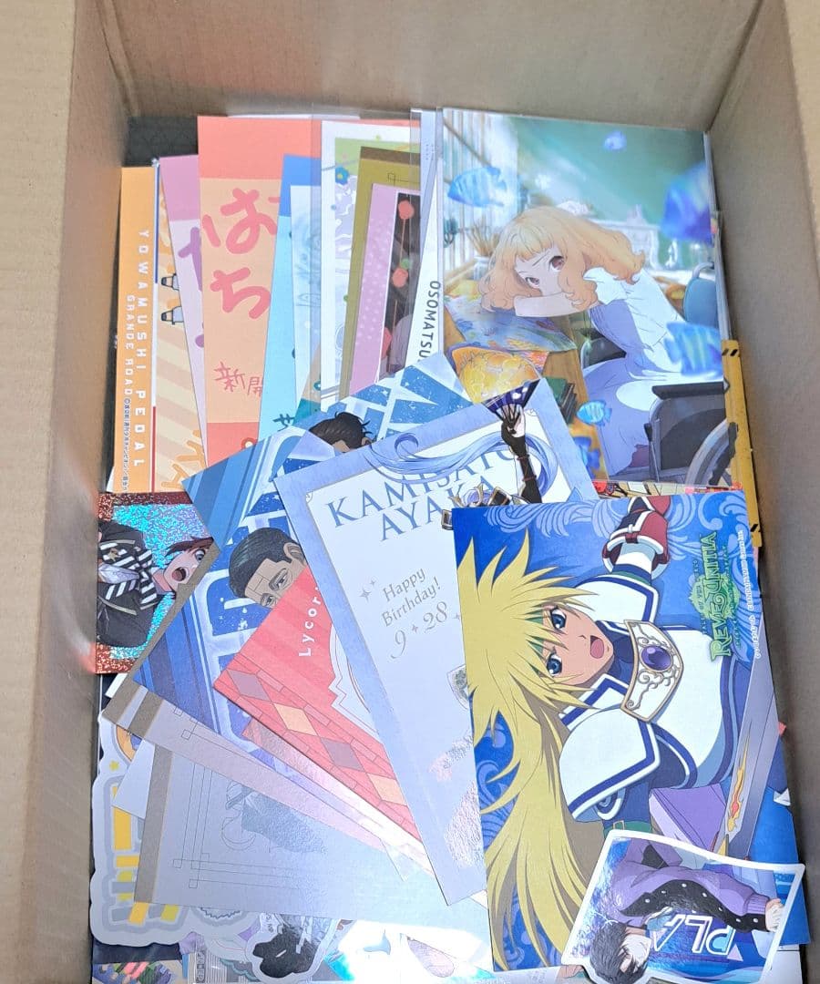 紙類　アニメ　ゲーム　まとめ売り　大量　ノンジャンル