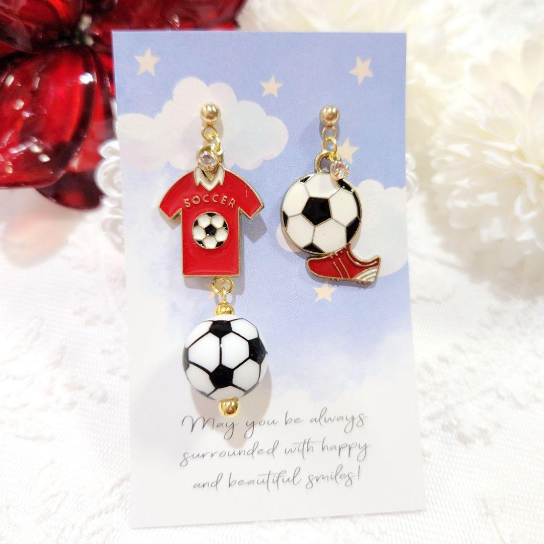 大人可愛い♡サッカー ピアス♡