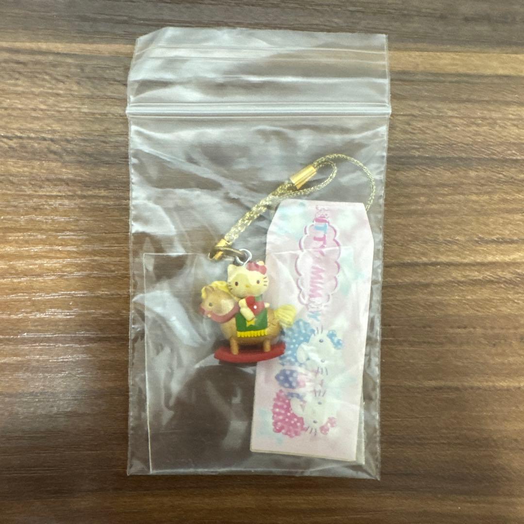 【未開封・送料無料】ホース 馬 KITTY＆MIMMY 根付け