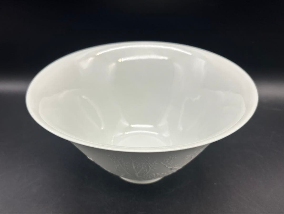 陶器　KPM ベルリン王立磁器製陶所　大鉢　ドイツ名陶　製作者サインあり　白磁