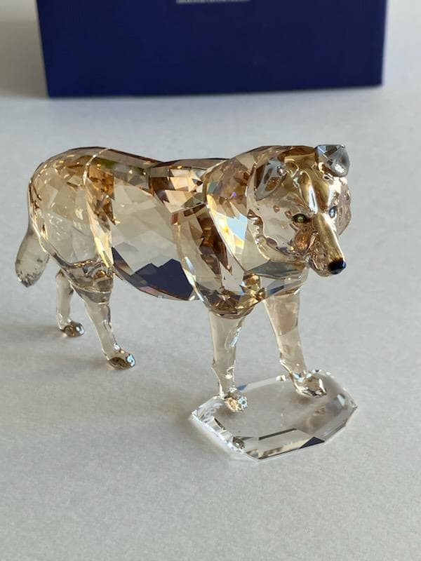 スワロフスキー　置物　オブジェ　ハイイロオオカミ