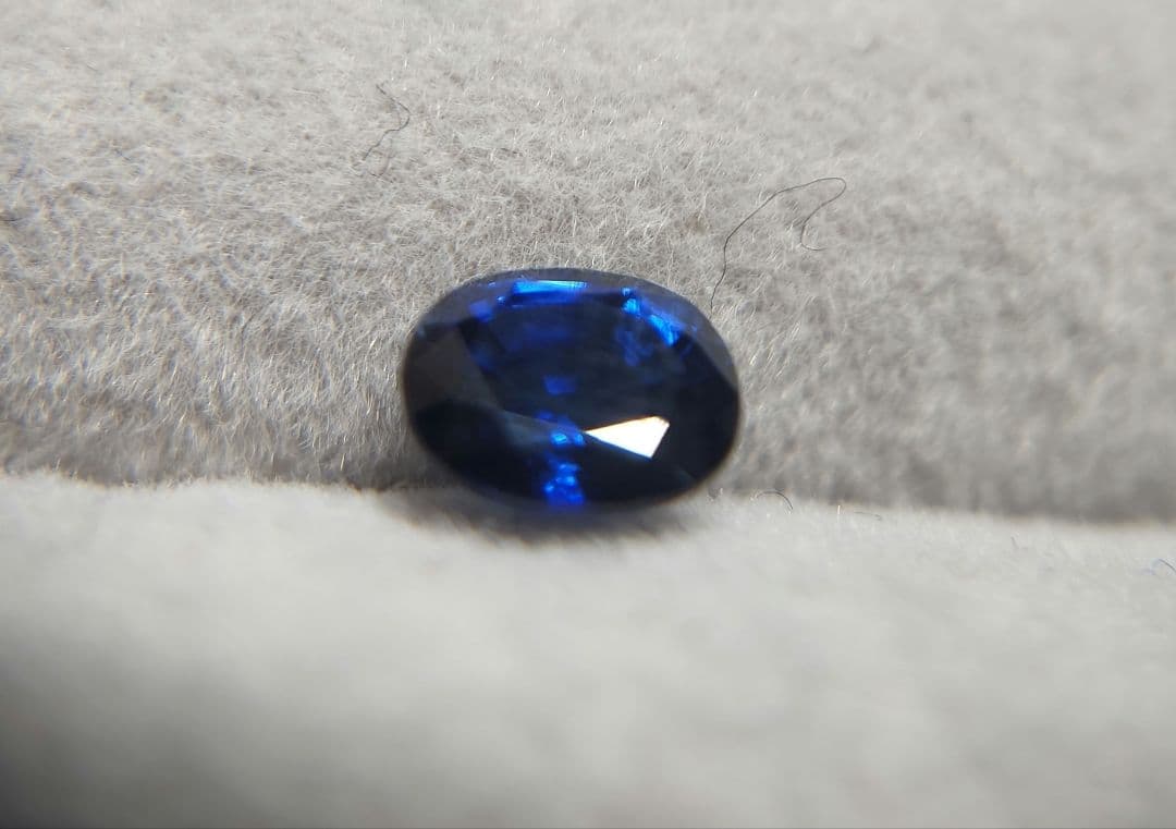 高品質！コンフラワーブルーカラーサファイア 0.762ct