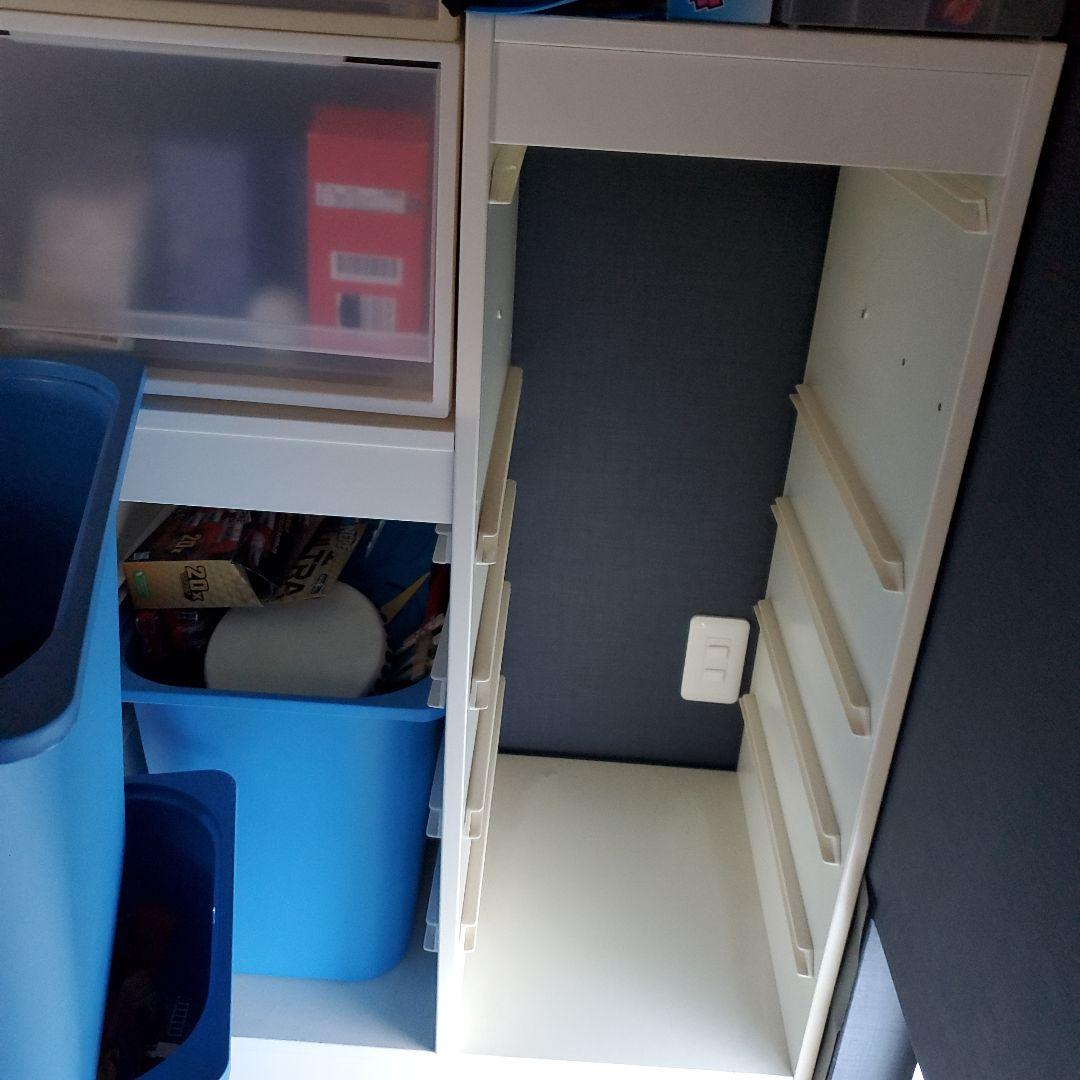 ホワイト収納ラック 引き出し式　IKEAトロファスト収納棚