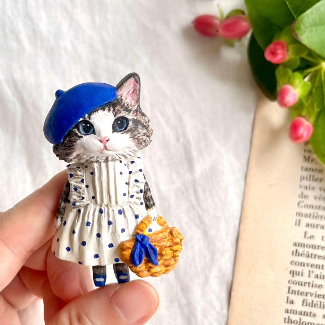 ねこのこどもたち 夏色の長毛猫ちゃん ＊ ハンドメイド 猫ブローチ 石