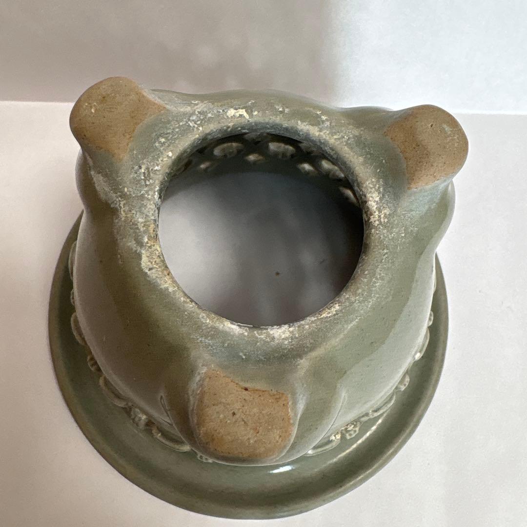 中古品 青磁透かし彫　富貴蘭鉢