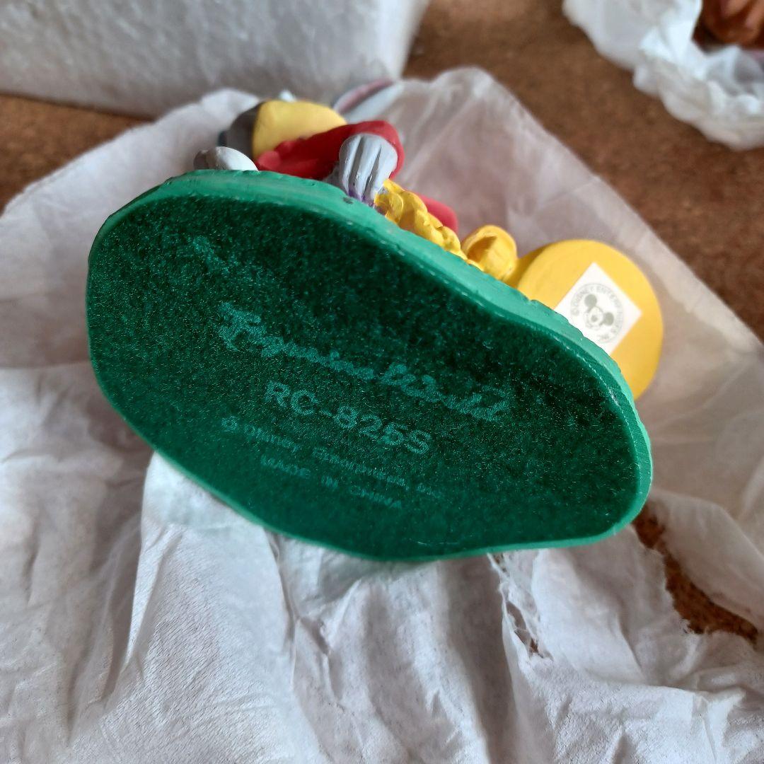 Disney　置物　不思議の国のアリス　デイジー　チェシャ猫　白うさぎ　プルート