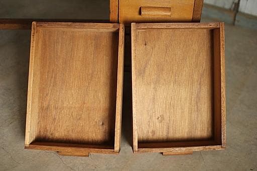 古い木製の片袖机　小引き出し6杯　ワークデスク　作業台　引き出し　古家具