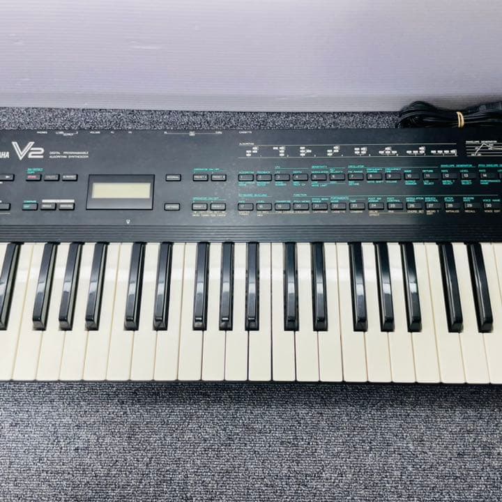 YAMAHA シンセサイザー V2 - メルカリ