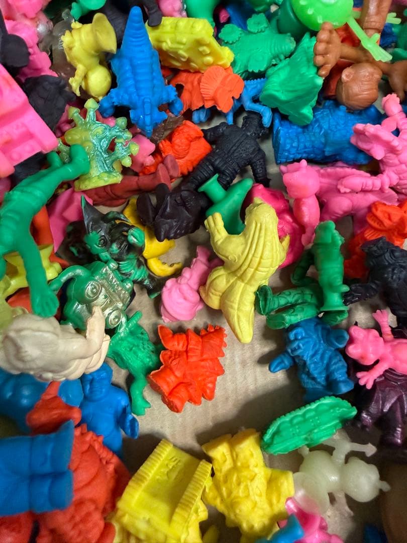 昭和レトロ 怪獣消しゴム 大量まとめ売り ウルトラマン 円谷 ゴジラ 当時物