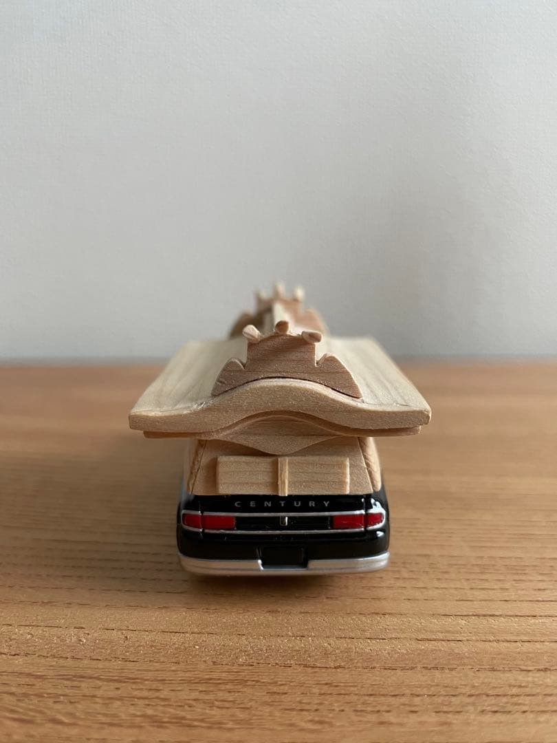 新品 114 トヨタ センチュリー 霊柩車 宮型 改造 木製 ミニカー トミカ