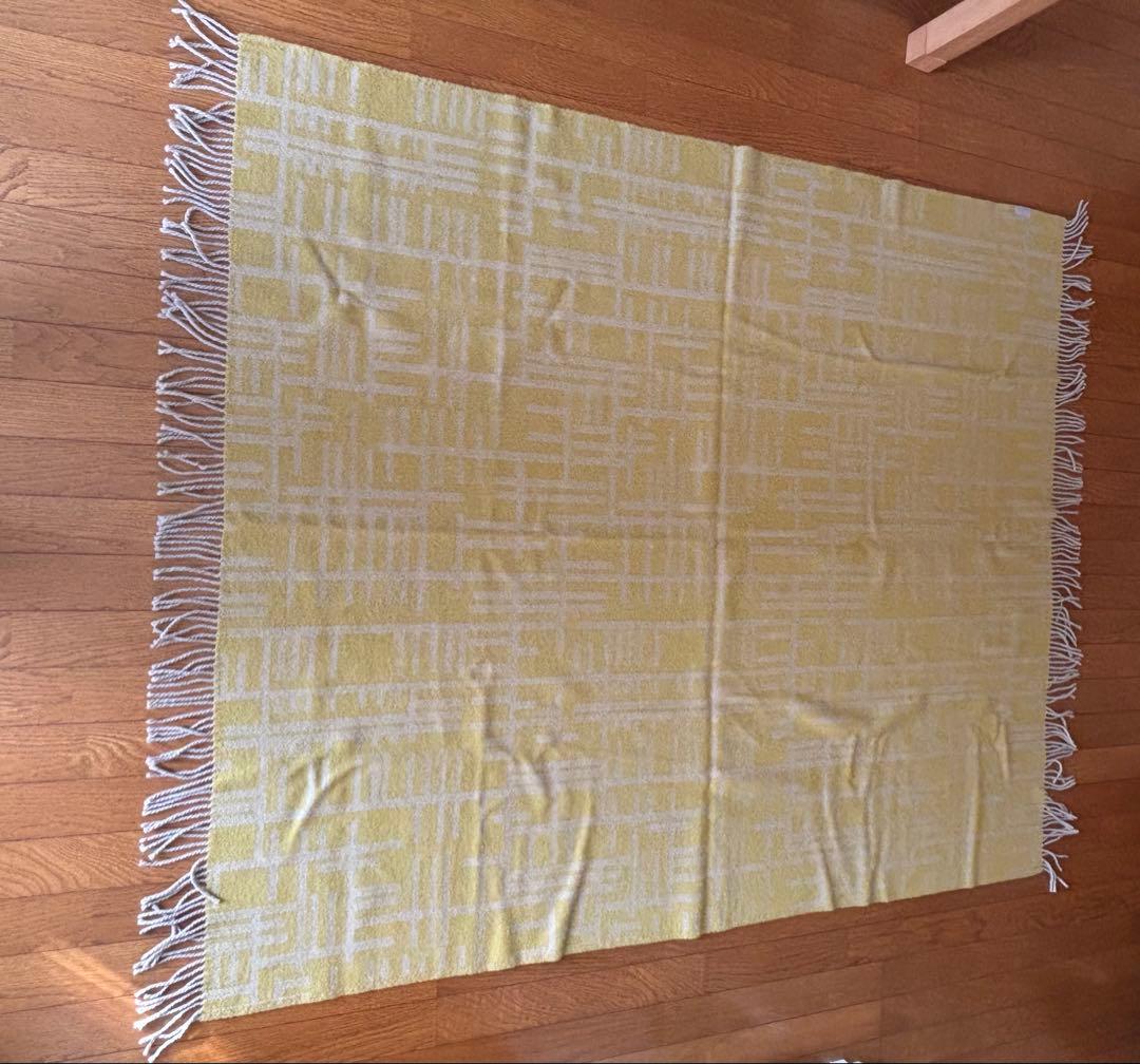 北欧柄のフリンジ付きブランケット