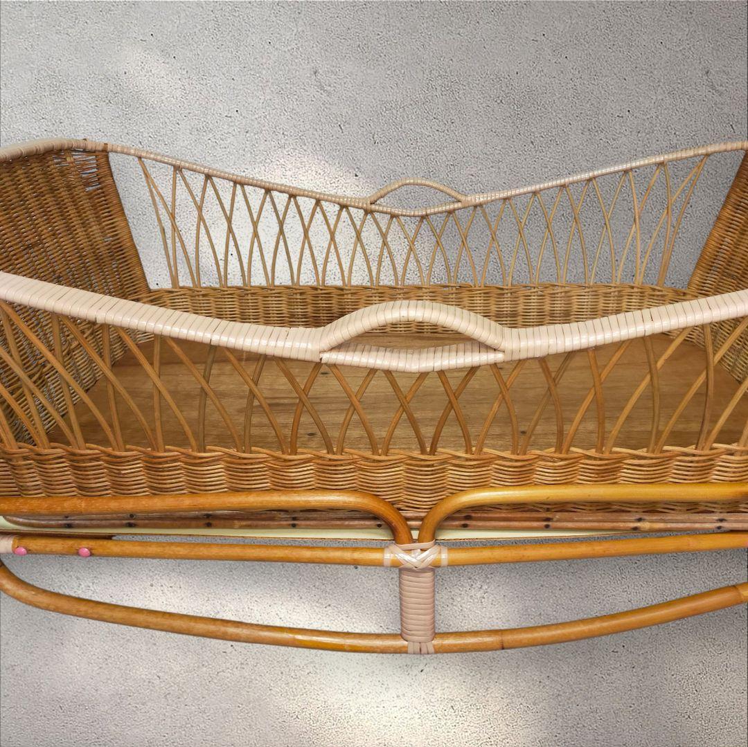 【レトロ】❀ラタン ❀ベビーベッドゆりかご❀ キャスター付き