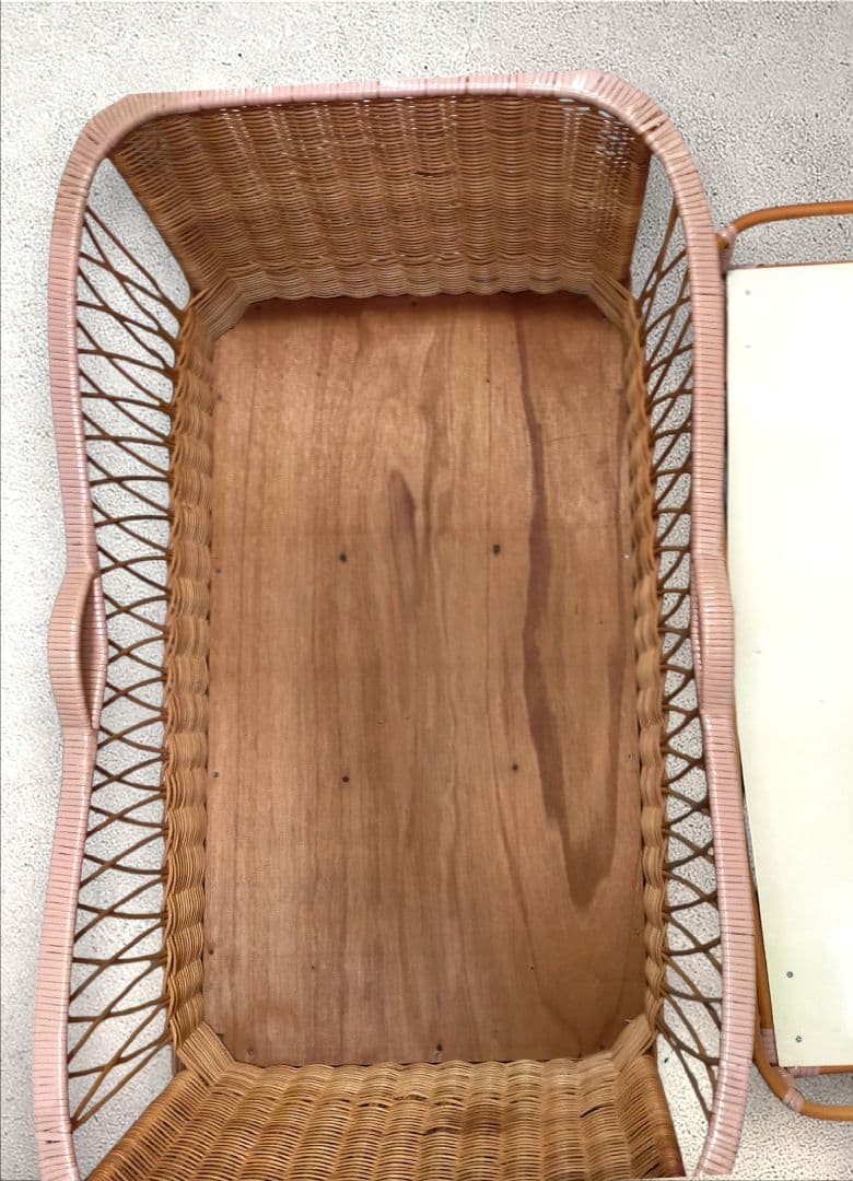 【レトロ】❀ラタン ❀ベビーベッドゆりかご❀ キャスター付き