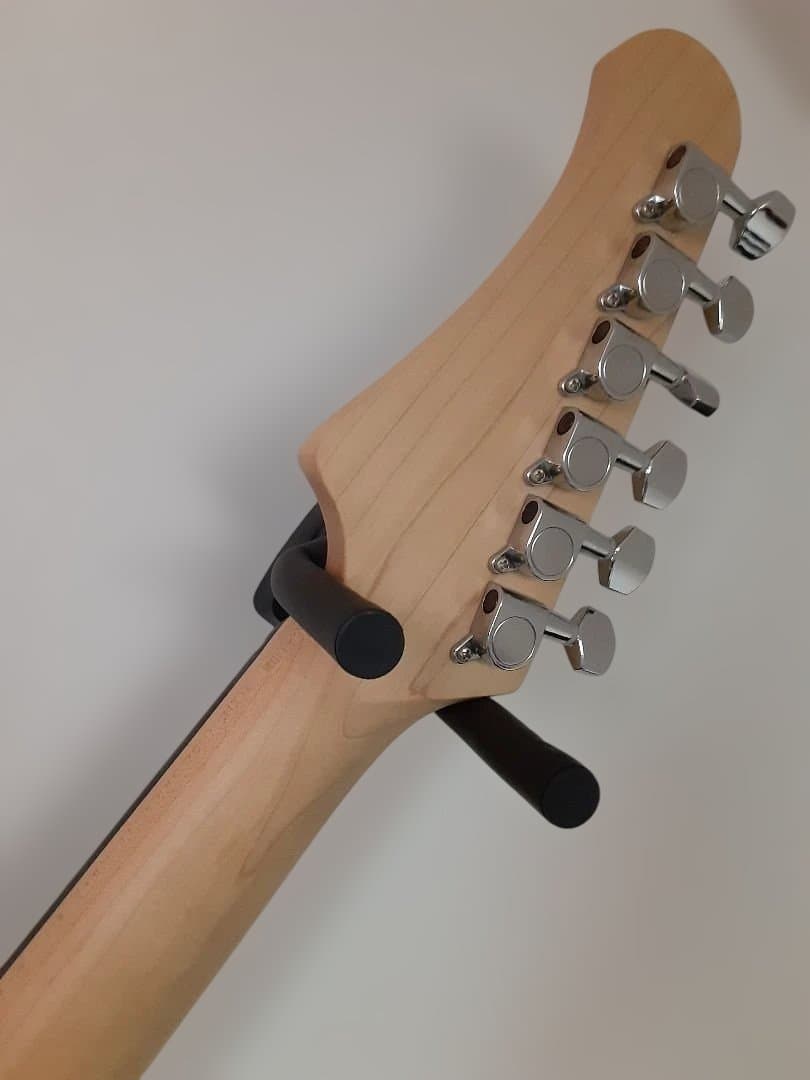 メルカリ便　photogenic フォトジェニック　現行タイプ　エレキギター