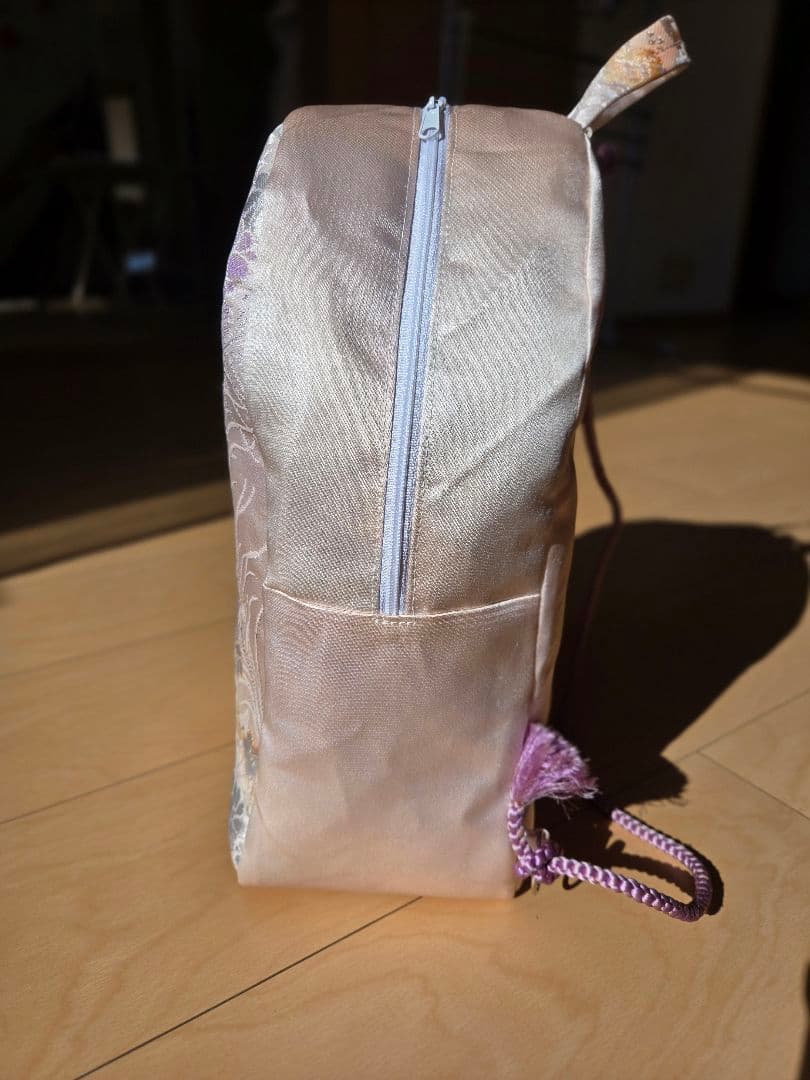 花柄刺繍バックパック