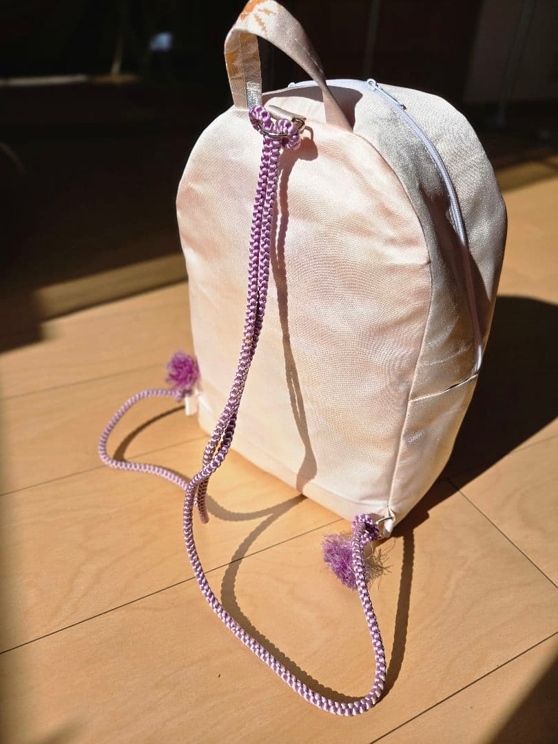 花柄刺繍バックパック