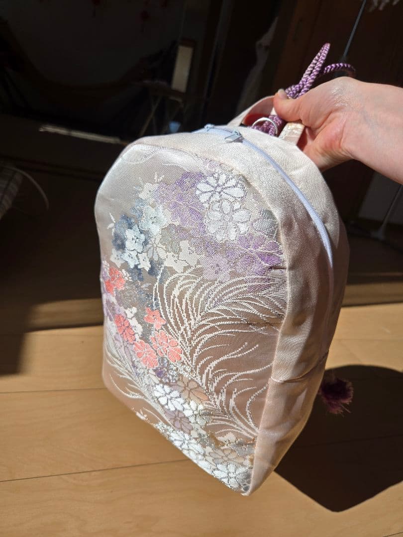 花柄刺繍バックパック