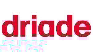 ドリアデ「KISSI KISSI」ホワイト ガーデンテーブル（屋内使用）