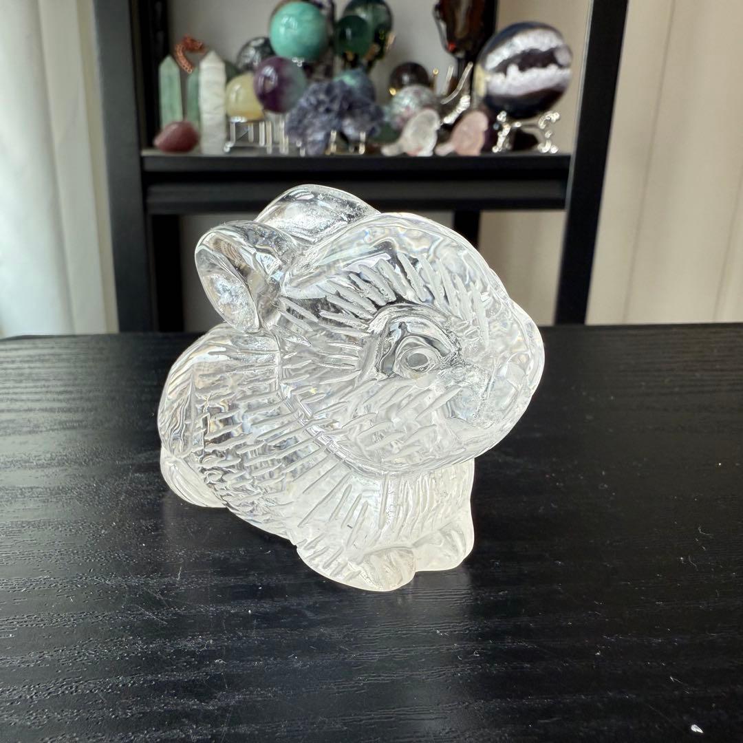 天然石水晶の兎ちゃん　置物　彫物NO.070905