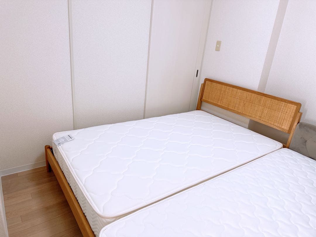 【直接引き取り】unico ベッドマットレス　セミダブル