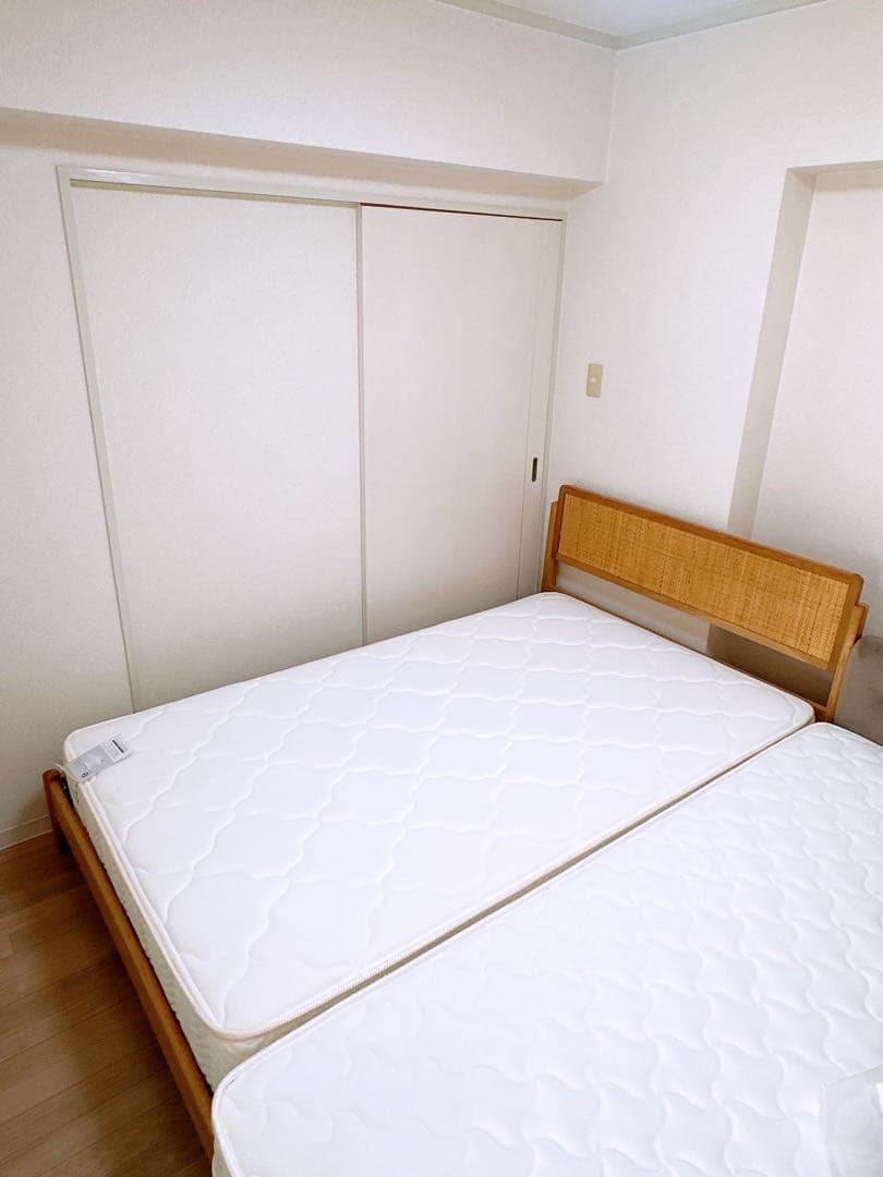 【直接引き取り】unico ベッドマットレス　セミダブル