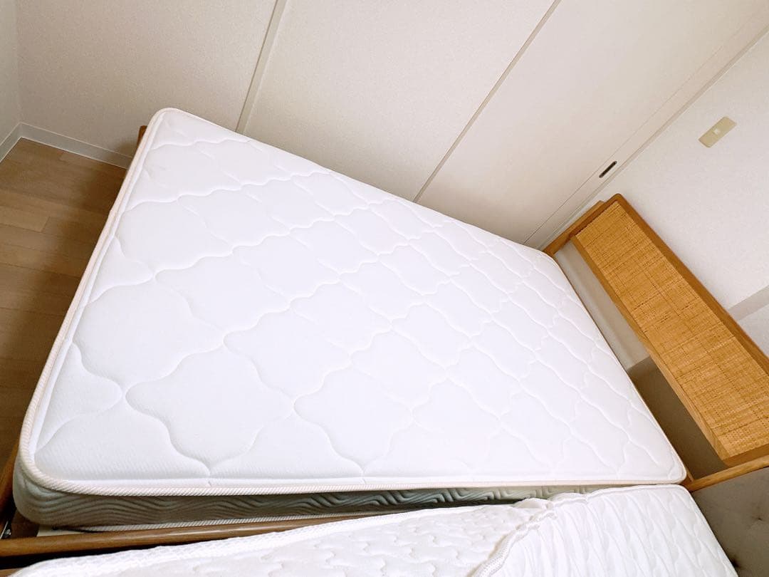 【直接引き取り】unico ベッドマットレス　セミダブル