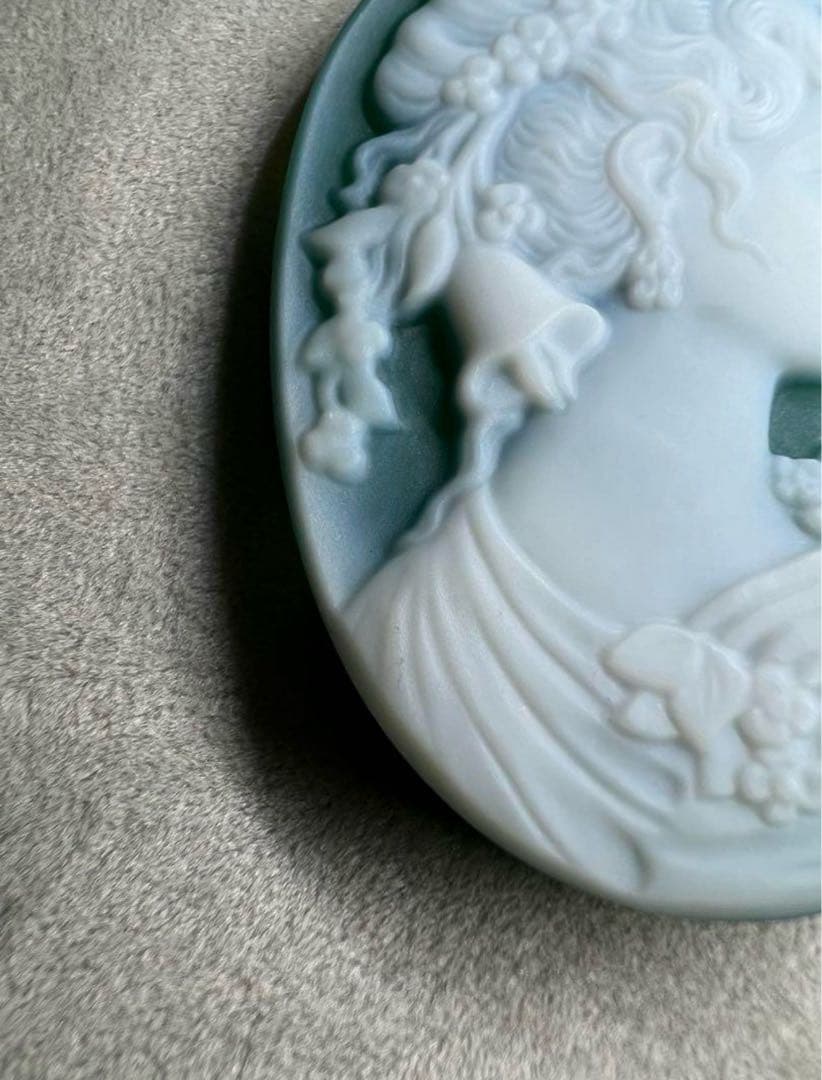 【極上の描写☆】メノウ カメオ　グリーン　k18 ペンダンド