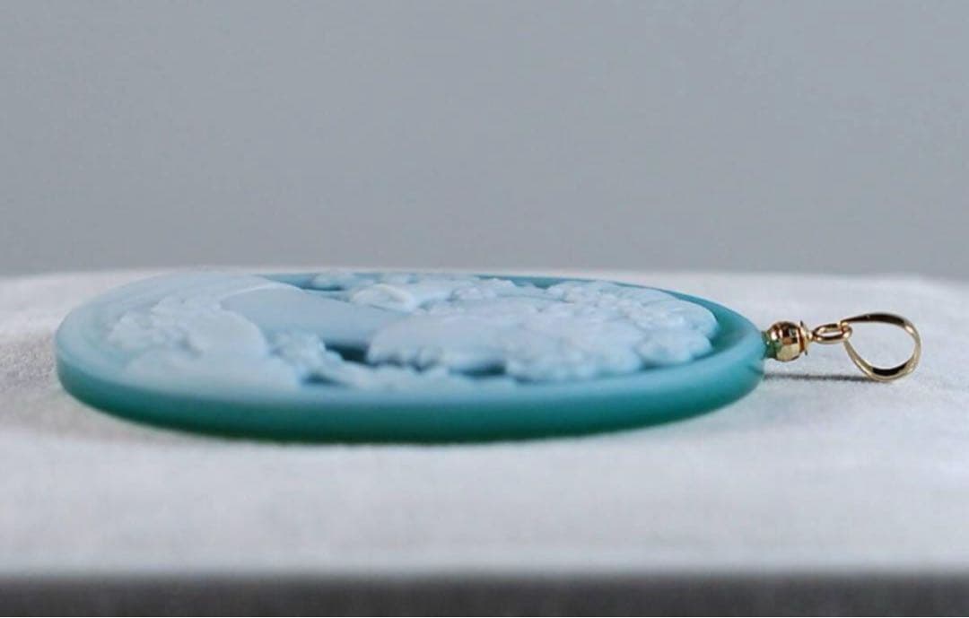 【極上の描写☆】メノウ カメオ　グリーン　k18 ペンダンド