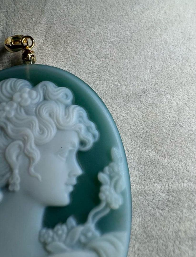 【極上の描写☆】メノウ カメオ　グリーン　k18 ペンダンド