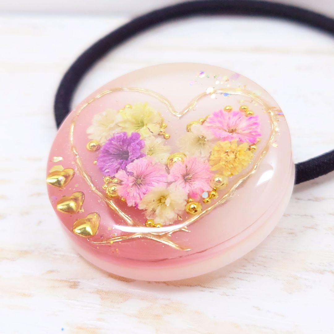 ハートのグラデーション♡ヘアゴム ピンク ハンドメイド レジン かすみ草 お花