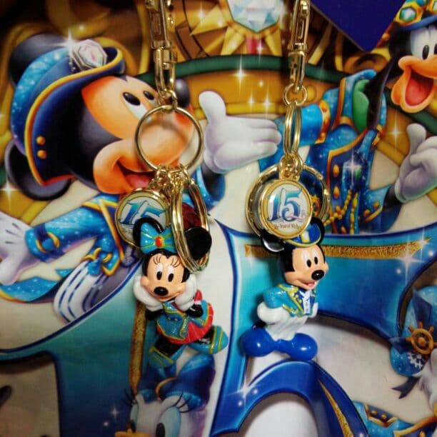 ディズニーシー 15周年 ミッキー ミニー キーチェーン - メルカリ