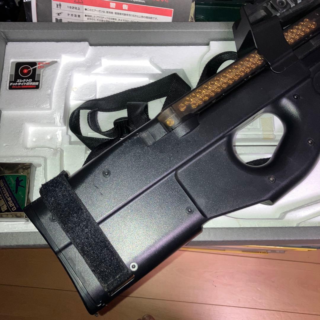 東京マルイ　P90